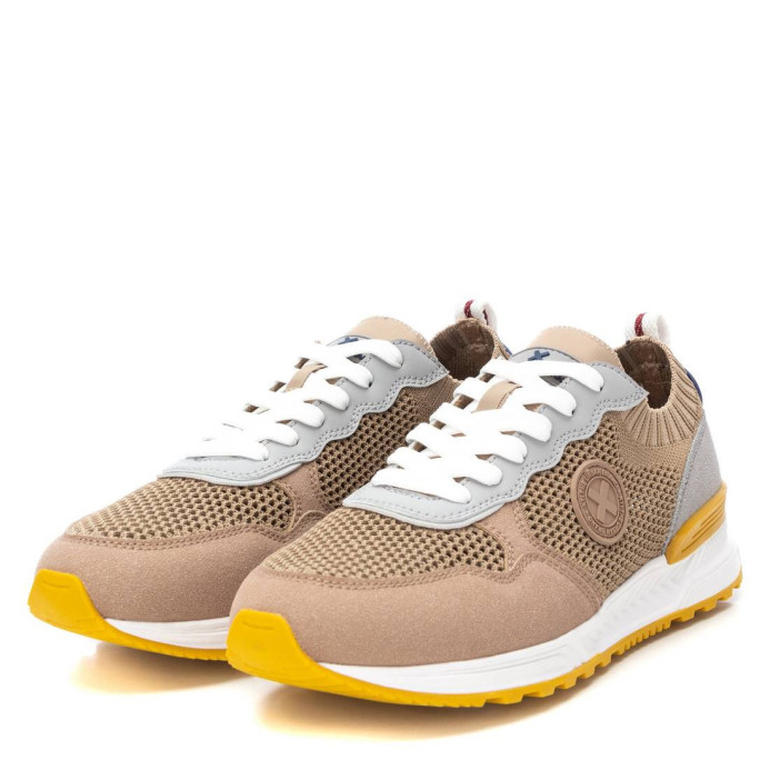 Zapatilla de hombre XTI marron 142842 | Troen Tenerife