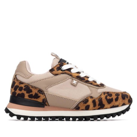 Zapatilla de niña XTI marron 151310 | Troen Tenerife