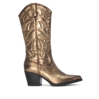 Campera de mujer oro XTI 144306 | Troen Canarias
