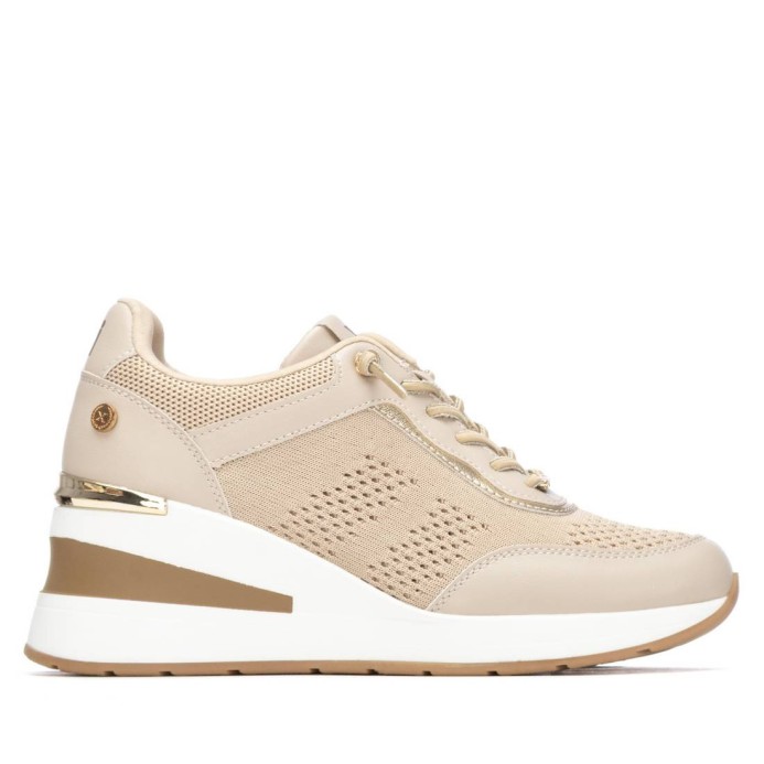Zapatilla de mujer marron XTI 145447 | Troen Canarias