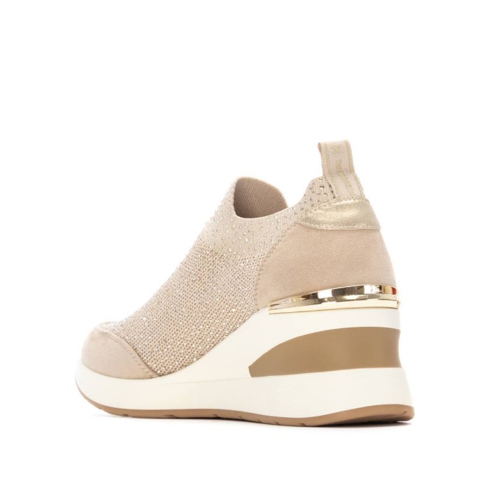 Zapatilla de mujer XTI marron 144385 | Troen Tenerife
