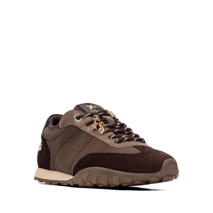 Zapatilla de mujer XTI marron 146146 | Troen Tenerife