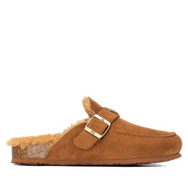 Zueco de mujer marron XTI 146524 | Troen Canarias